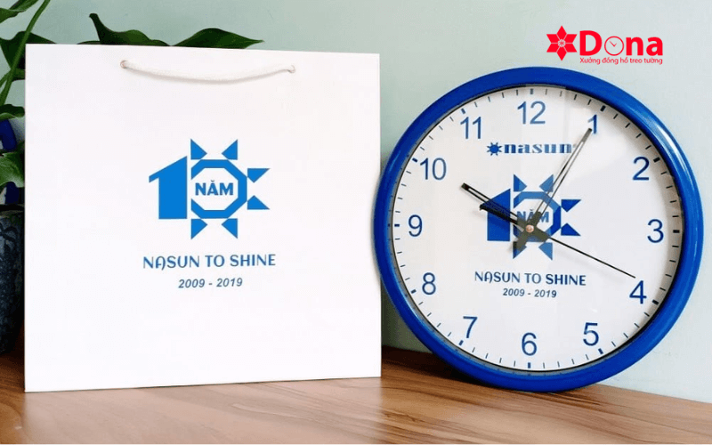 Đồng hồ treo tường in logo có thể sử dụng cho những mục đích nào?