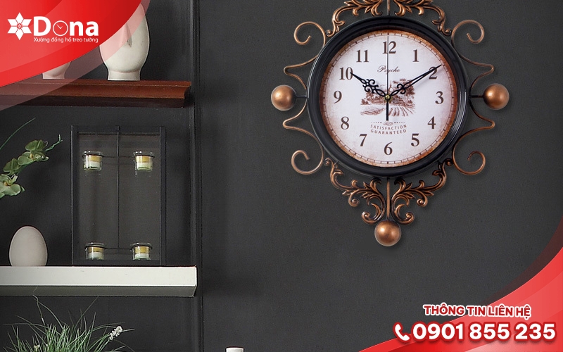 Đồng hồ treo tường hoa văn vintage