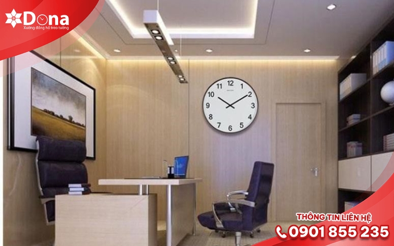 Treo đồng hồ ở phòng làm việc