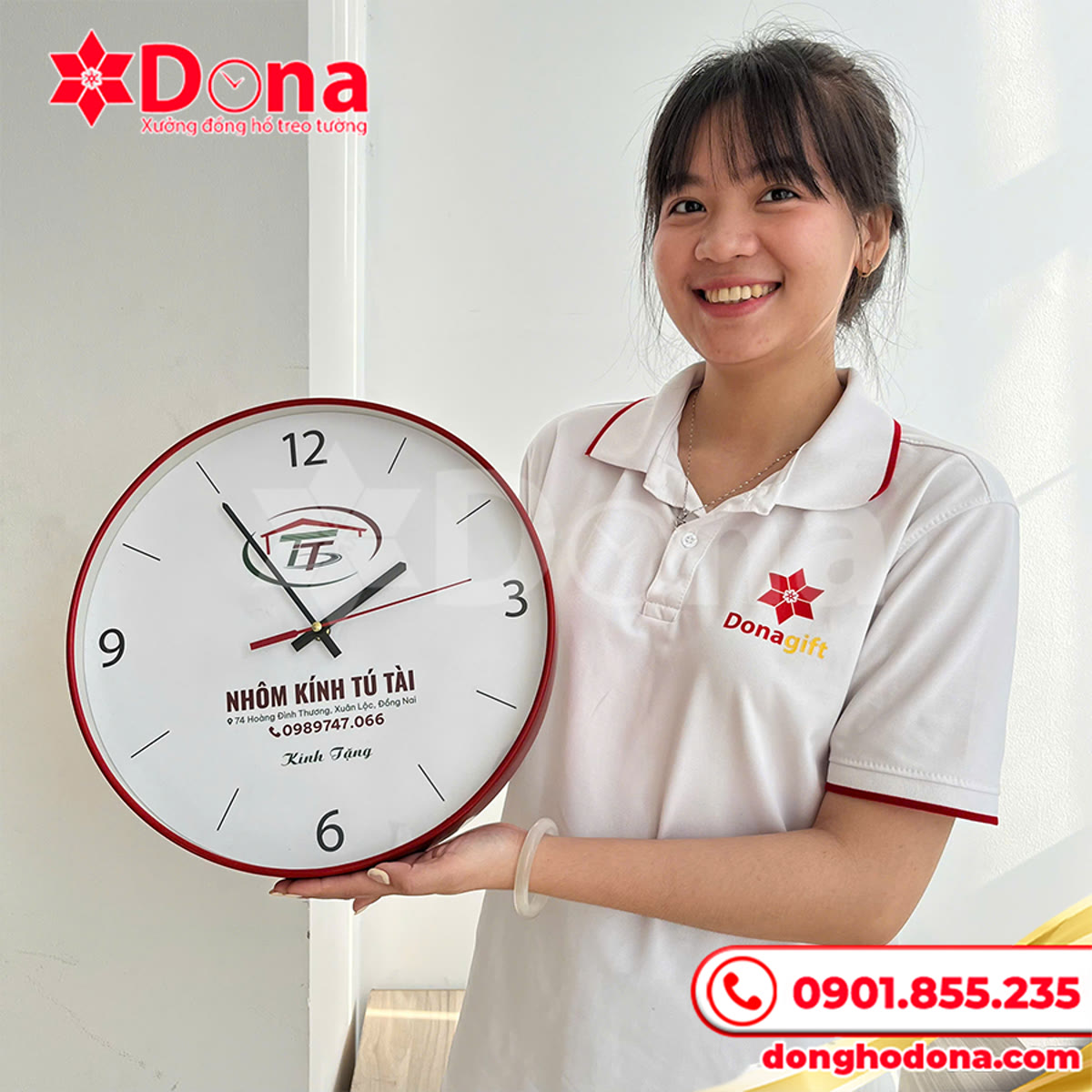 Đồng hồ treo tường in logo Nhôm Kính Tú Tài - hình ảnh dự án 10